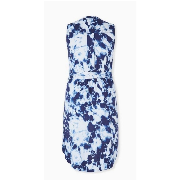 torrid | Mini Challis Button-Front Shirt Dress - Picture 2 of 7